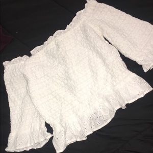 American Eagle off shoulder top!